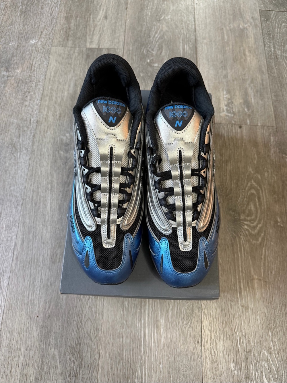 New Balance Men’s 1000 Metallic Blue & Silver Sneakers - Picture 3 of 8